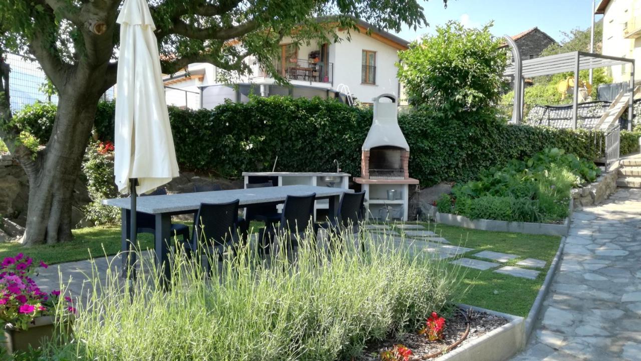 Villa Mari Dervio Exteriör bild
